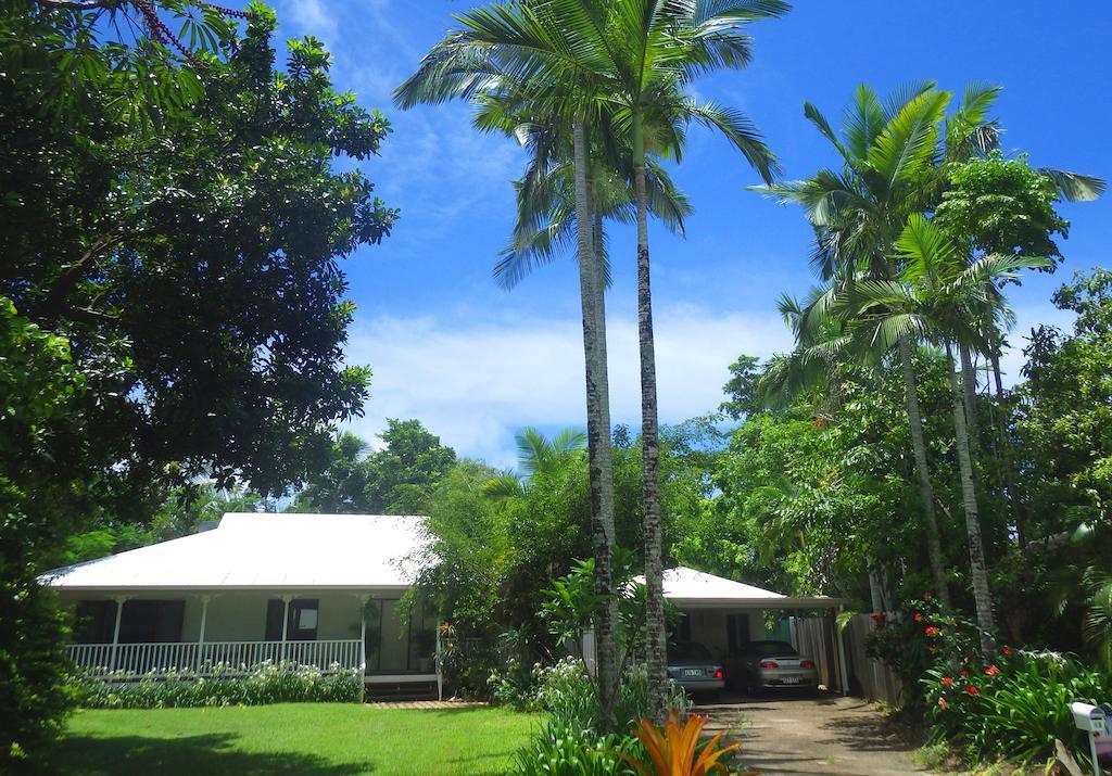 South Pacific Bed & Breakfast Clifton Beach Exterior photo